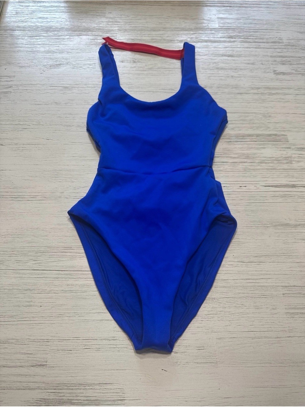 Left on Friday double scoop suit xsmall